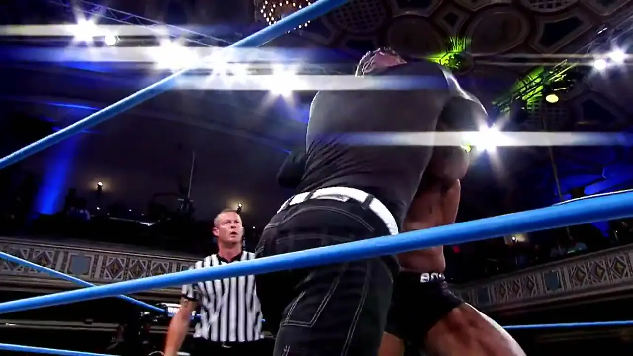 Hardy vs Lashley Championship Match Recap thumbnail